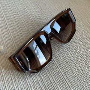 Dezi “Backtrack” Sunglasses